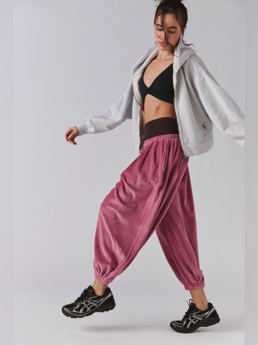 FP Movement Velour Pants. FP Movement Momentum pants in velour! Activewear gym - Picture 2 of 11